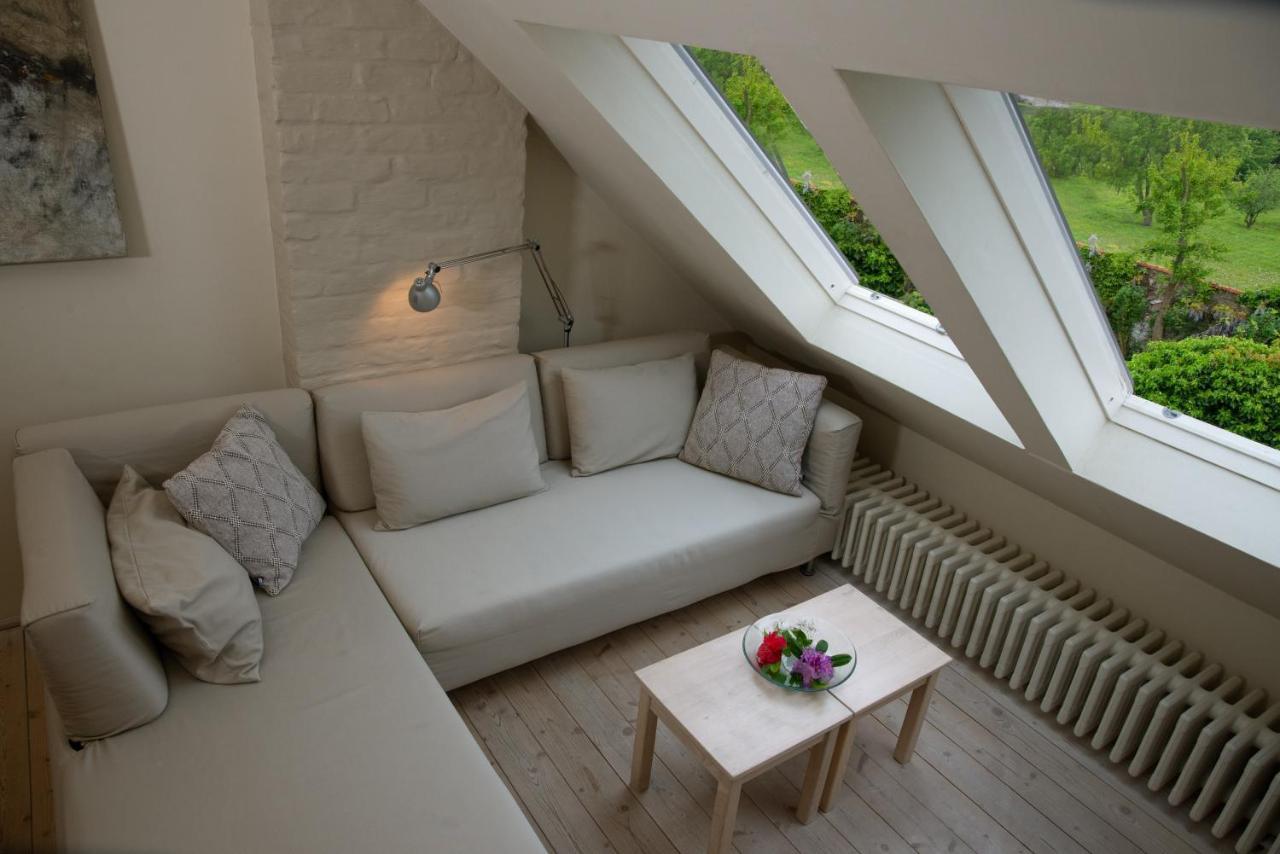 A With A View Couette-café *